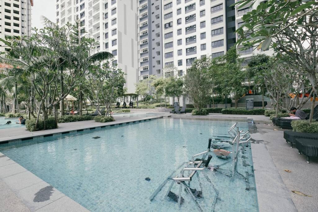 Savio Riana Dutamas Near Mitec *